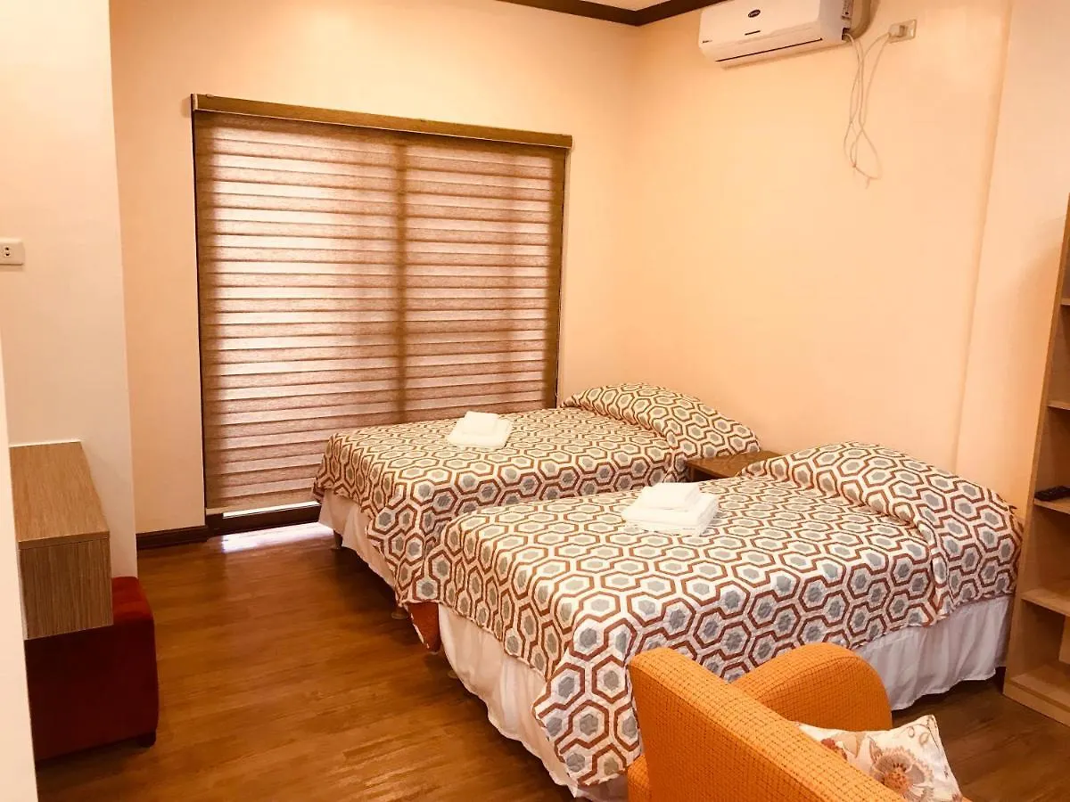Aparthotel Ben'S Greentown Condotel Angeles Filipíny